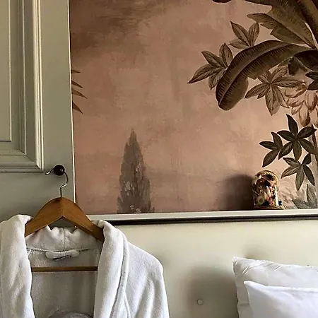 Hotell Taylor 3*