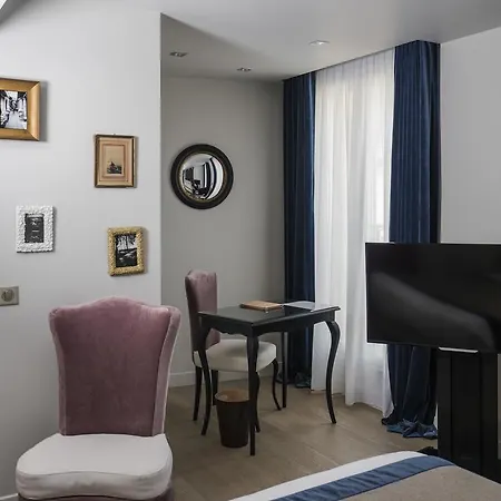 Hotel Taylor Parigi